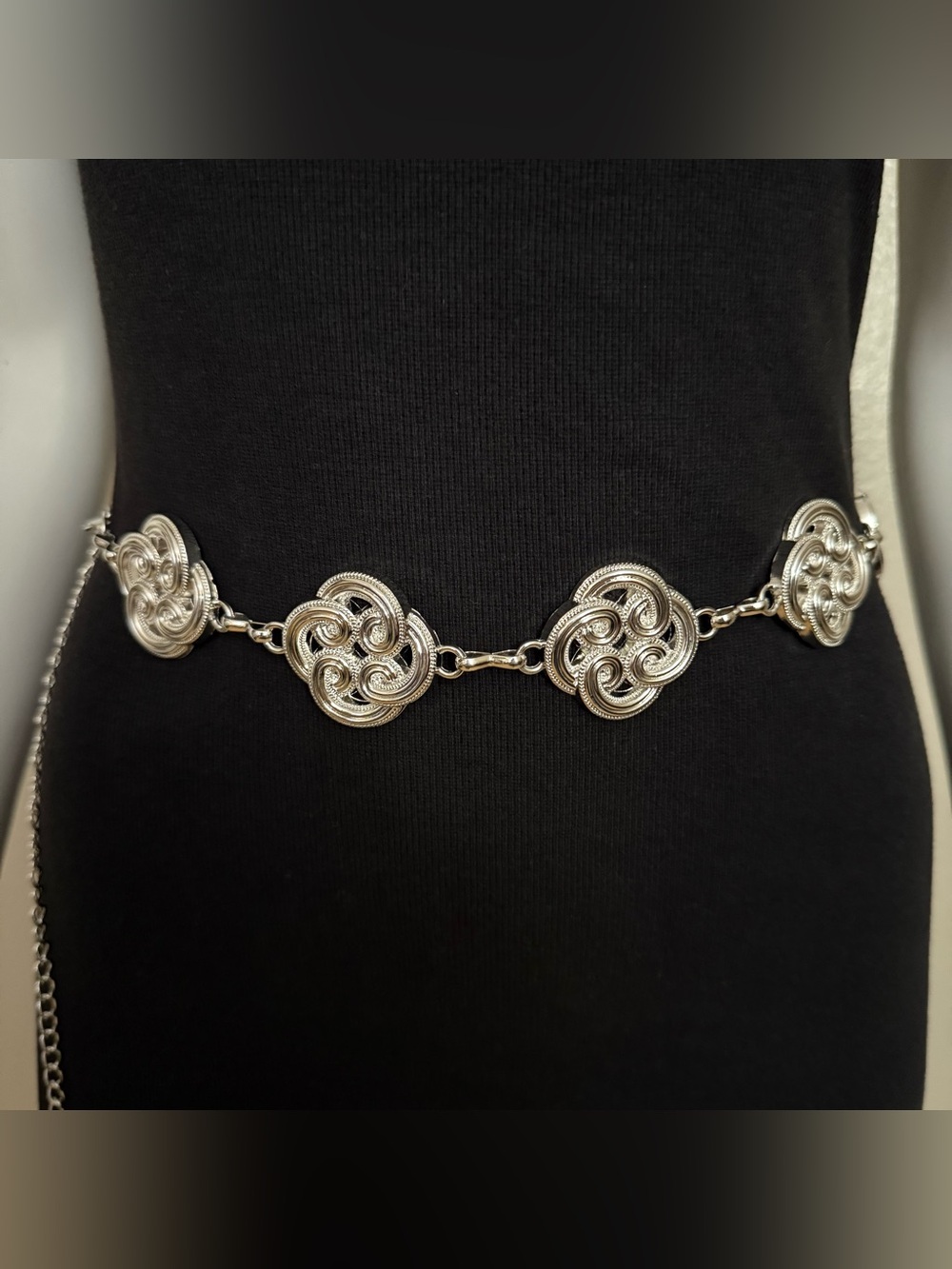 Silver tone medallion knot chain belt